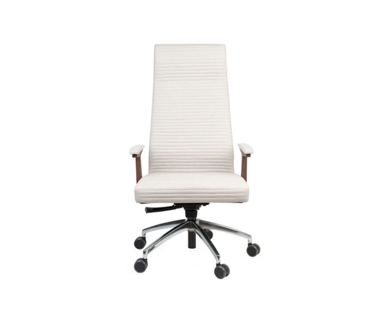 Elis Armchair Porada