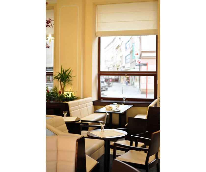 High end Lyon Mod. 514 Dining Armchair by Ton Casa Design
