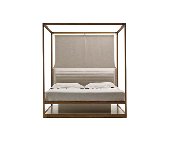 Ira Canopy Bed Giorgetti