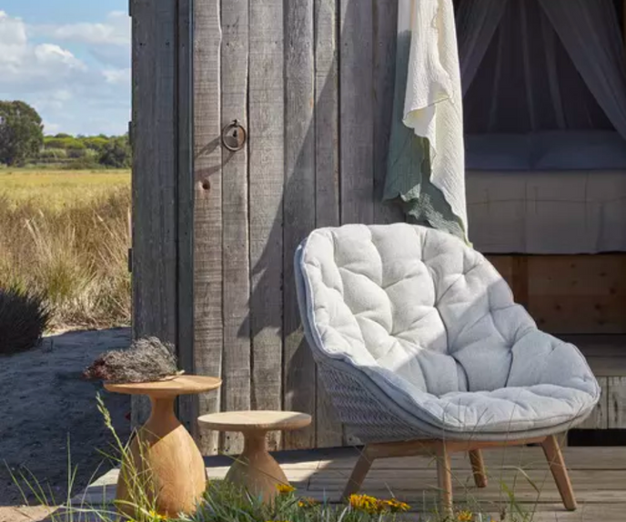 Sandra High Back Lounge Chair Manutti