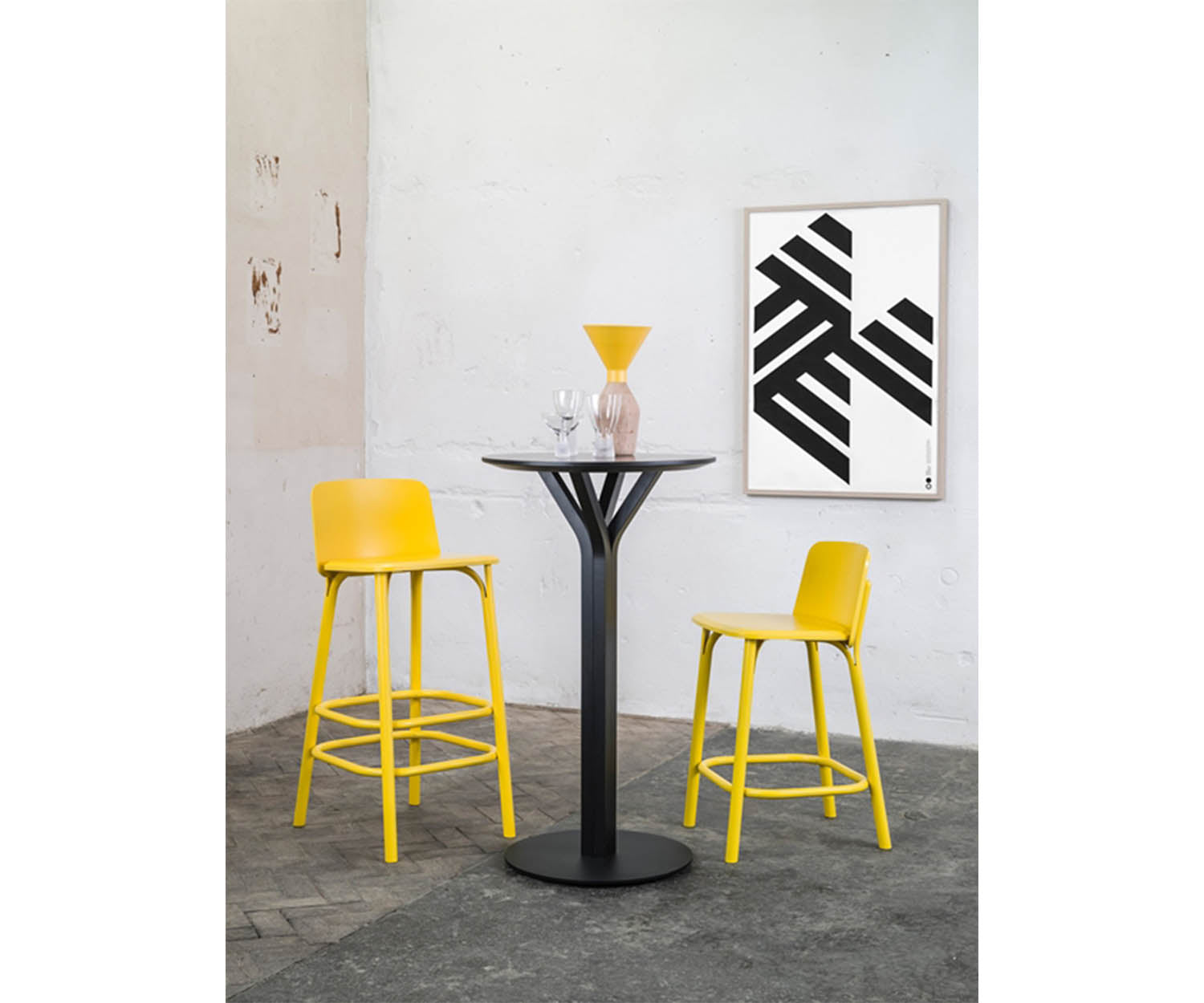 Bloom Central 273 Dining Table I Ton I Casa Design Group