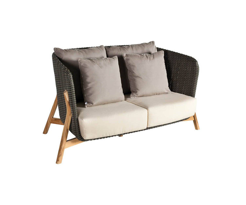 High end Round 2-Seater Sofa by Point 1920 Casa Design