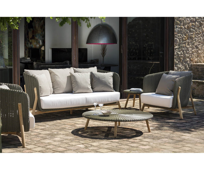 High end Round 3-Seater Sofa by Point 1920 Casa Design