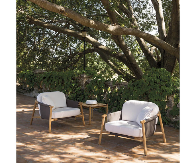 High end Hamp Side Table by Point 1920 Casa Design