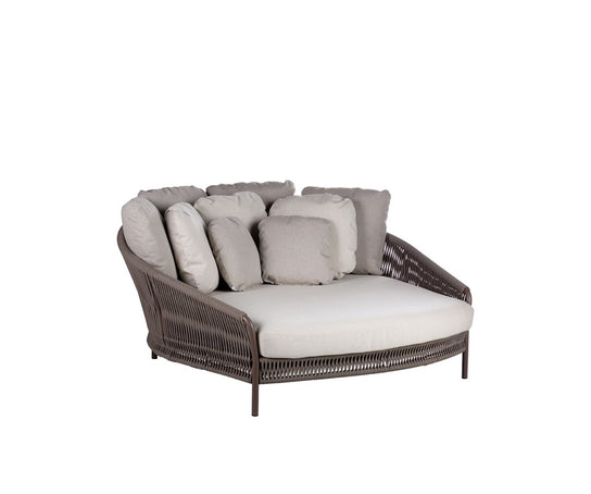 Weave Round Sunbed | Point 1920