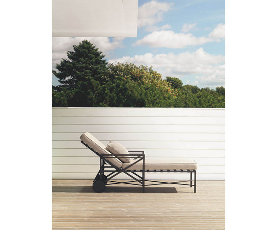 High end Deckchair by Triconfort Casa Design