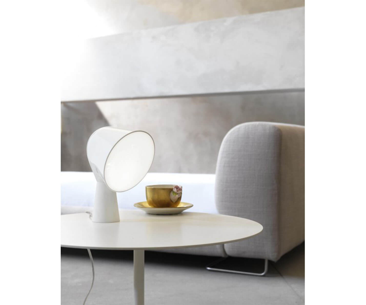 High end Binic Table Lamp by Foscarini Casa Design