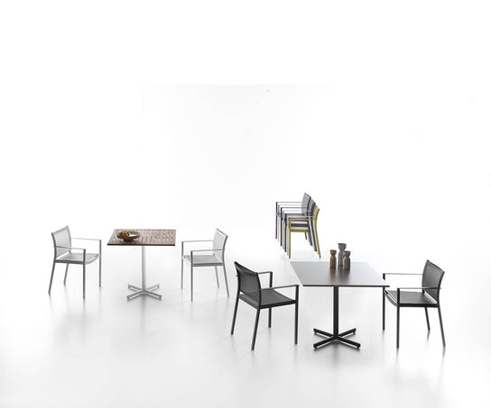 High end Dining Table Everyday by Triconfort Casa Design