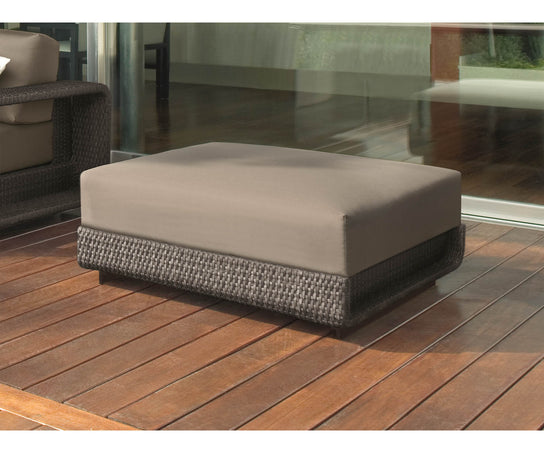 High end Hamptons ART. 9608 Pouf by Roberti Rattan Casa Design