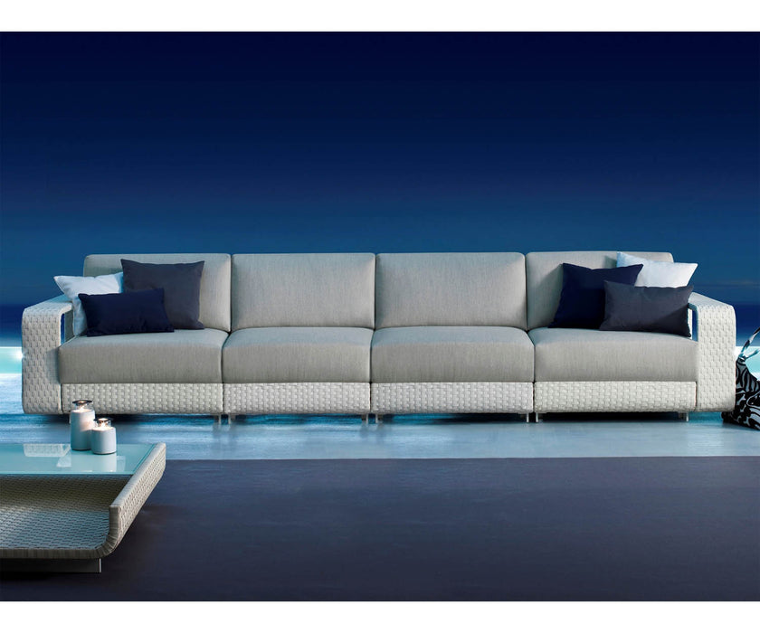 High end Hamptons ART. 9614 Sofa by Roberti Rattan Casa Design