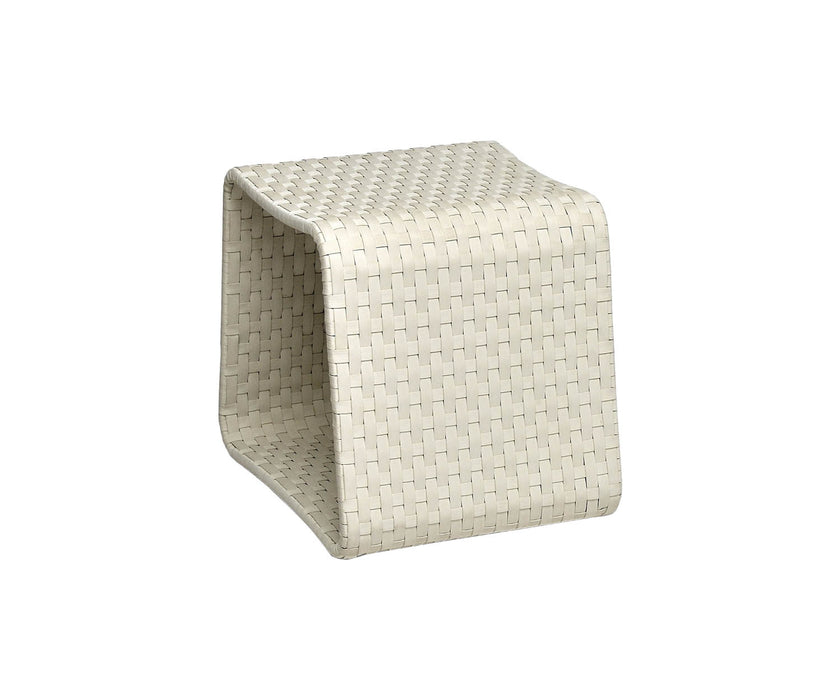 High end Hamptons ART. 9626 Pouf by Roberti Rattan Casa Design