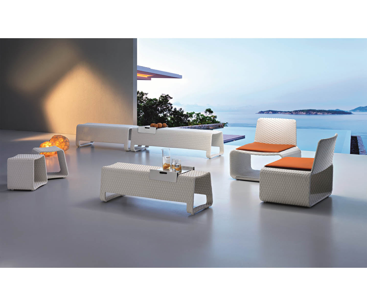 High end Hamptons ART. 9629 Tray by Roberti Rattan Casa Design