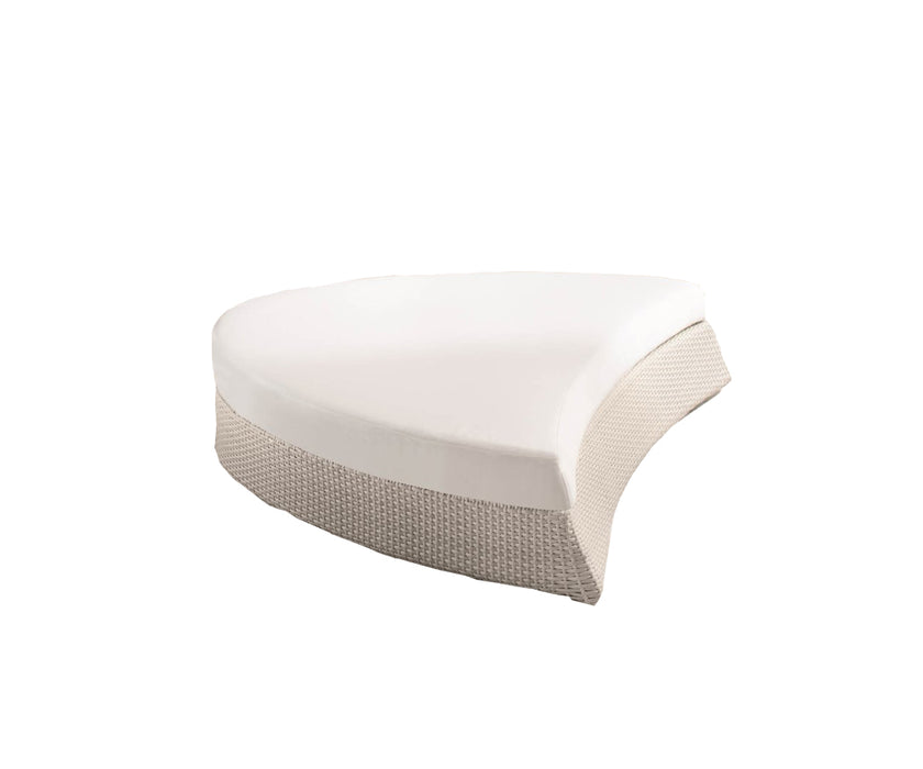 High end Igloo ART. 9632 Pouf by Roberti Rattan Casa Design