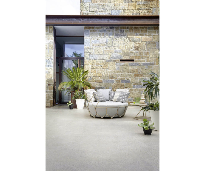 High end Gravity ART. 9882 Sofa by Roberti Rattan Casa Design