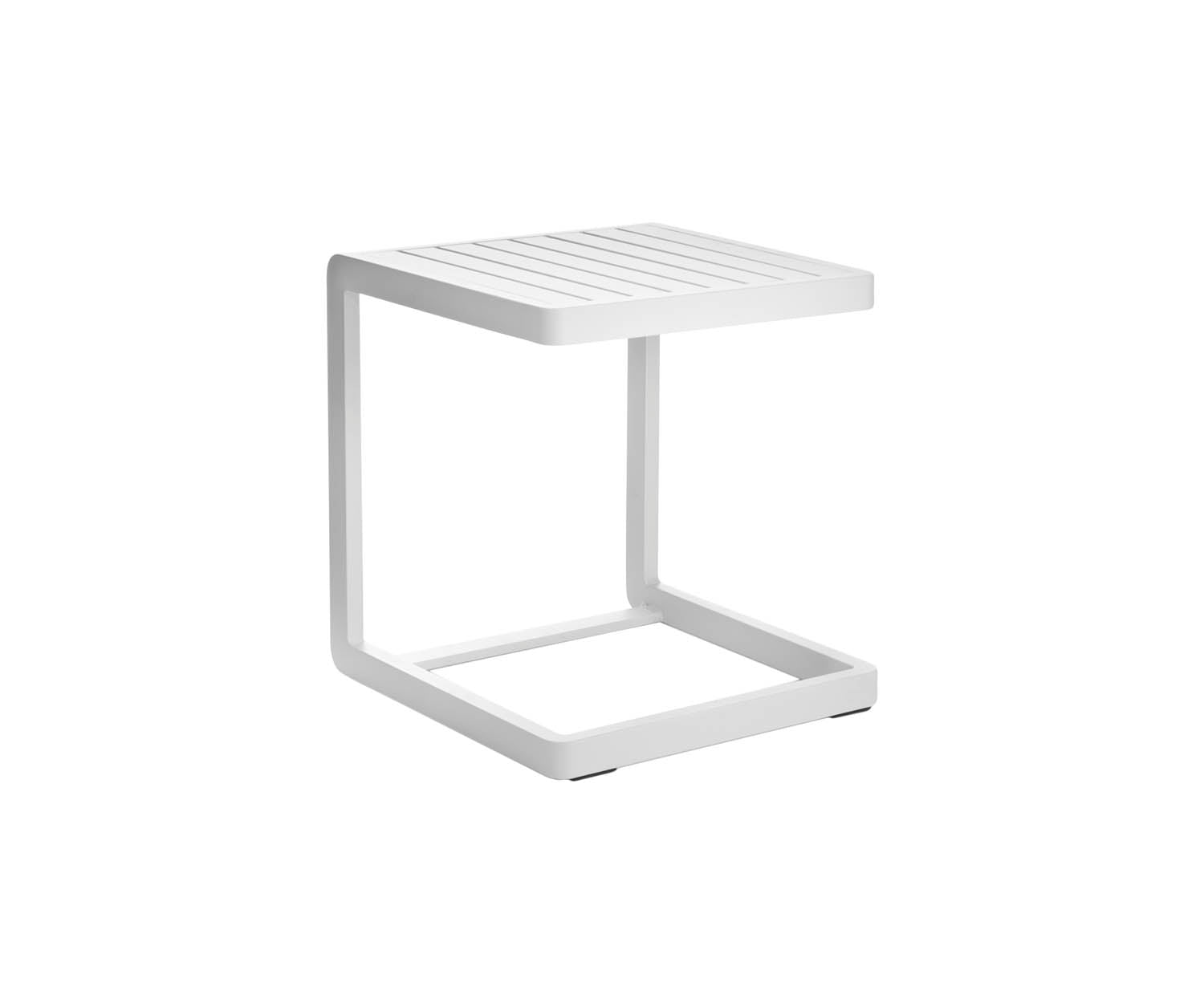 High end Samba Rio ART. 9901 Side Table by Roberti Rattan Casa Design