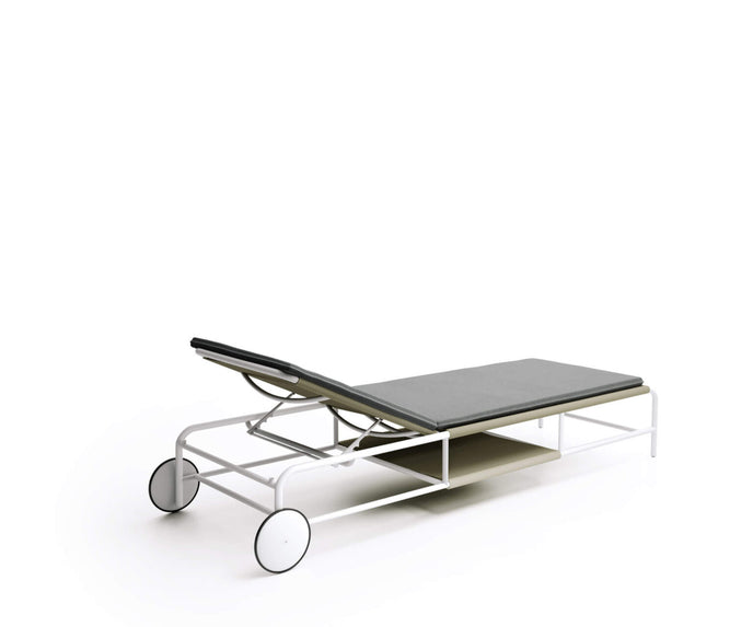 Air Chaise Lounge I Atmosphera