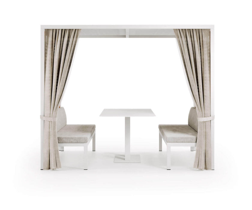 Alcova Dining Table With Shade I Atmosphera