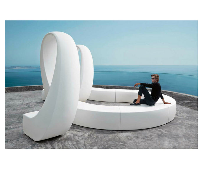 High end And Modular Seating by Vondom Casa Design