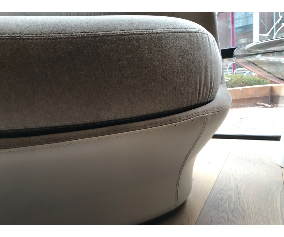 All Around Armchair Giorgetti