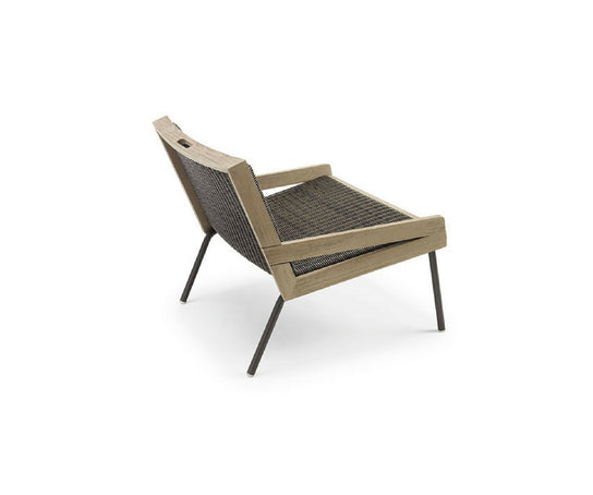 High end Allaperto Mountain Etwick Lounge Chair by Ethimo Casa Design
