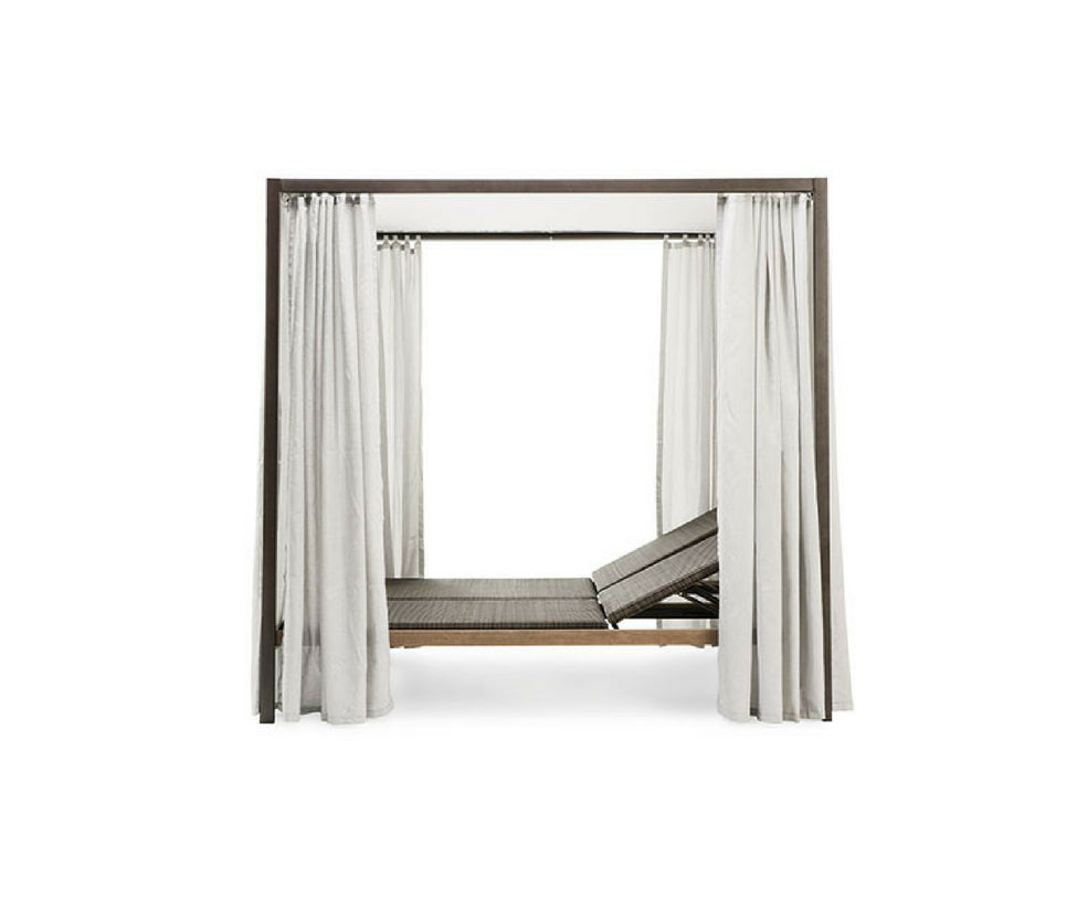 High end Allaperto Mountain Etwick Lounge Bed by Ethimo Casa Design