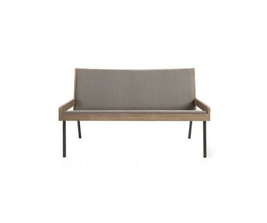 High end Allaperto Urban Sofa by Ethimo Casa Design
