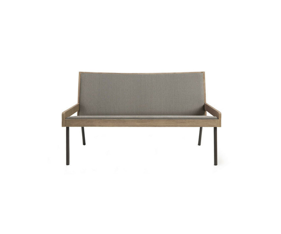 High end Allaperto Urban Sofa by Ethimo Casa Design