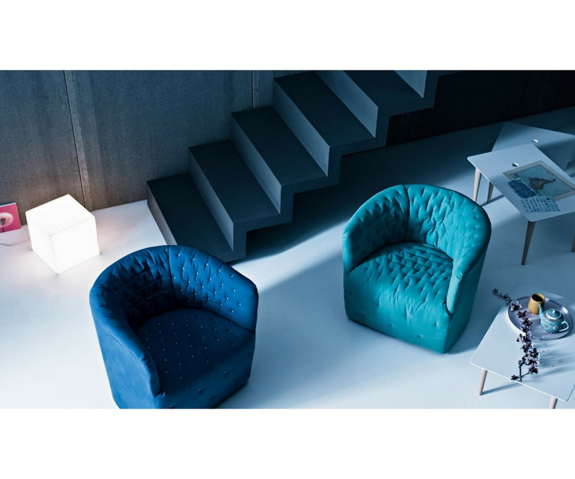 Amélie Armchair Saba