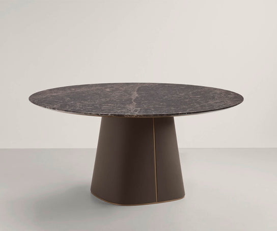 High end Artu 160 Dining Table by Frag Casa Design