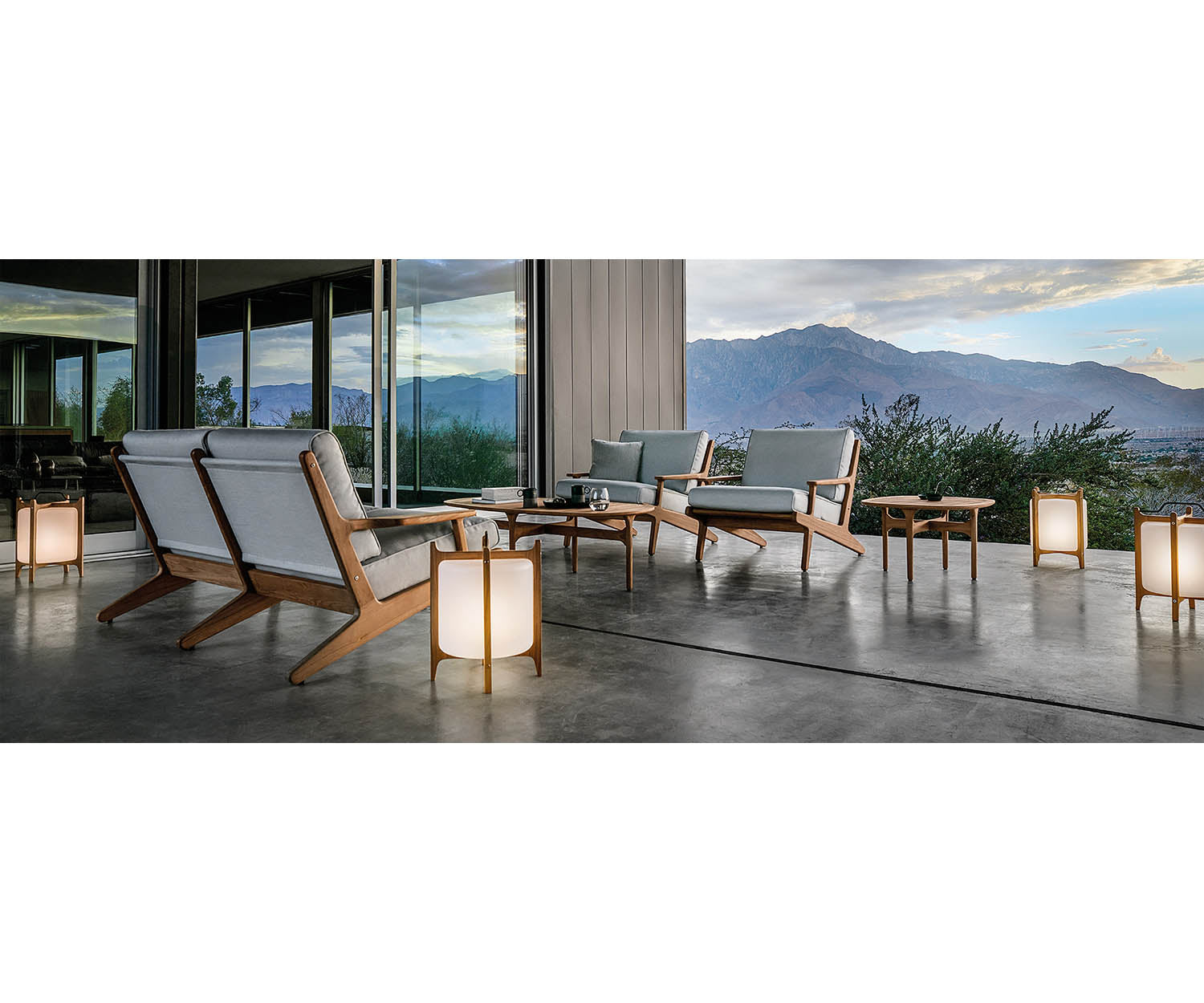 Gloster Bay Coffee Table