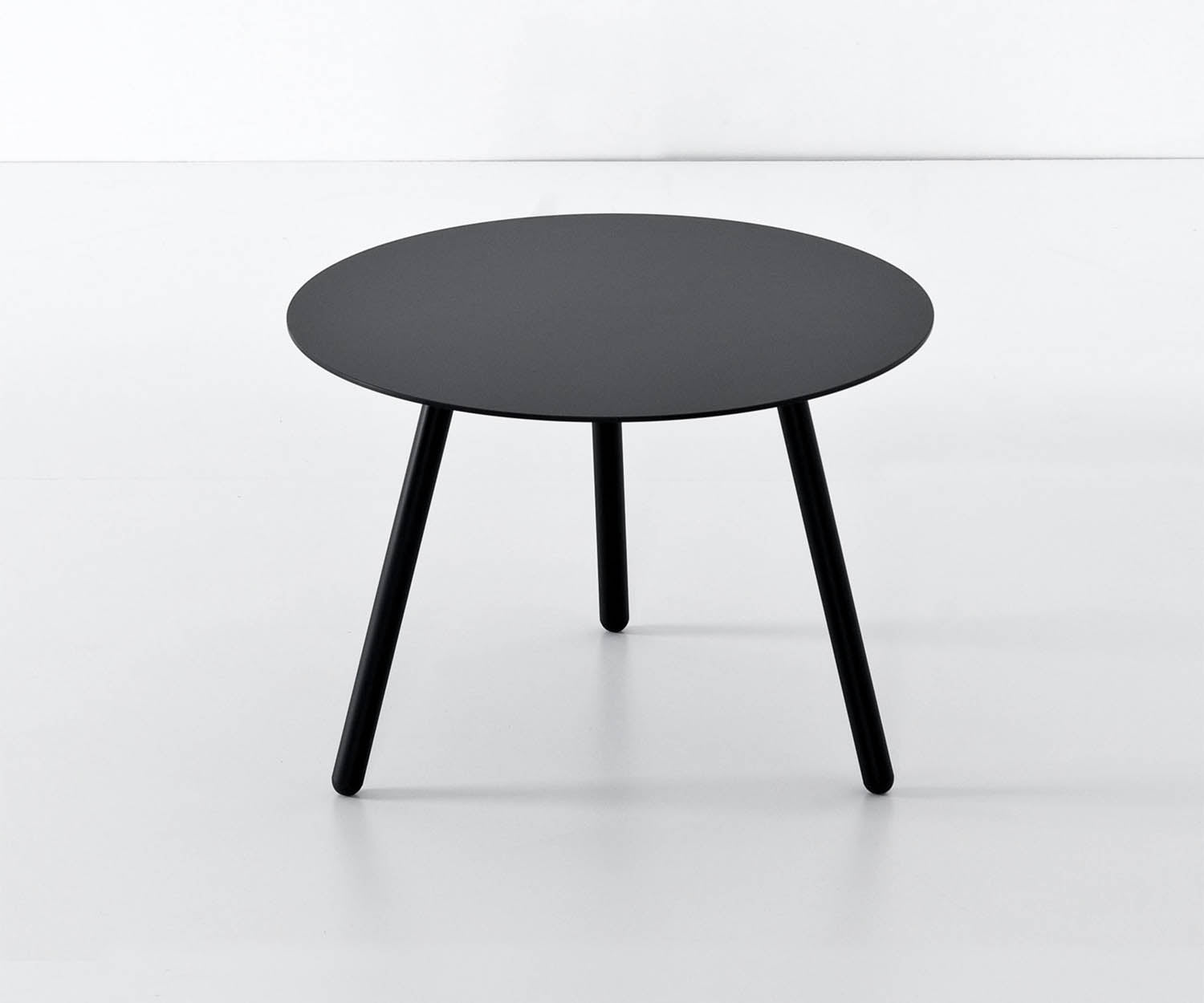 High end BCN Low Table by Kristalia Casa Design