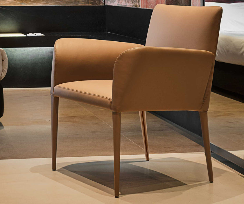 High end Bella L Lounge Armchair by Frag Casa Design