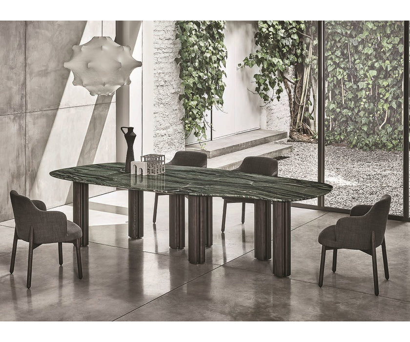 Berry Dining Table | Porada