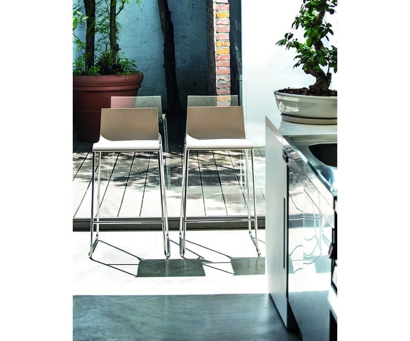 Bee 2574 Stackable Counter/Barstool Bross Italia