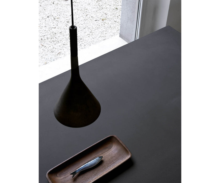 High end Boiacca Dining Table by Kristalia Casa Design