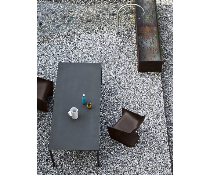 High end Boiacca Dining Table by Kristalia Casa Design