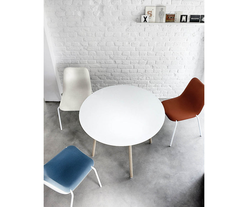 High end BCN Dining Table by Kristalia Casa Design