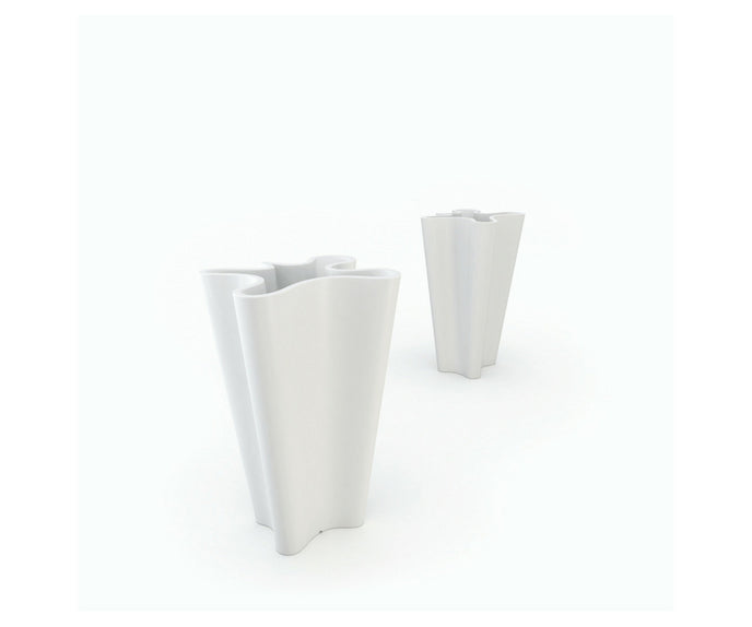 High end Bye-Bye Planters by Vondom Casa Design