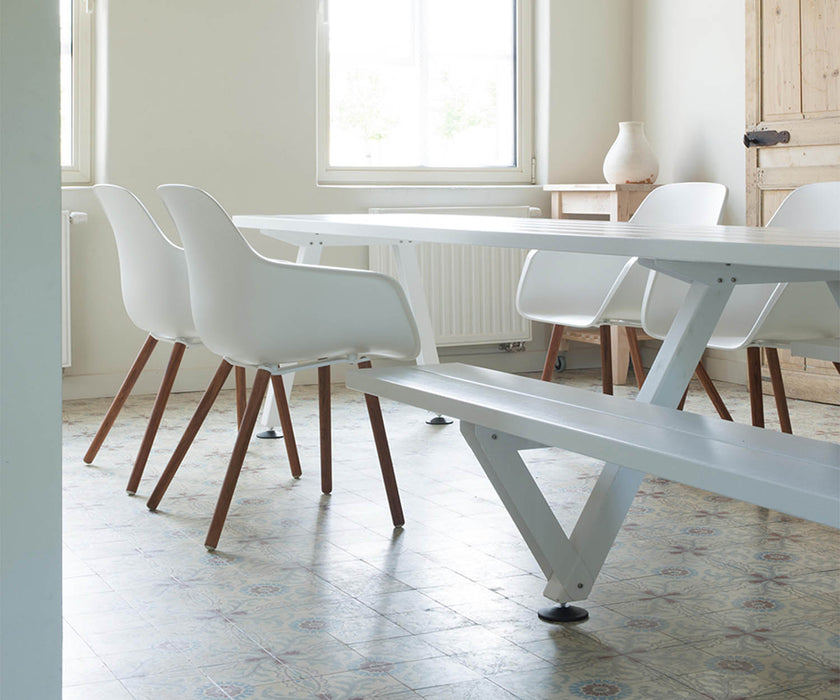 High end Captain's Chair Wood by Extremis Casa Design