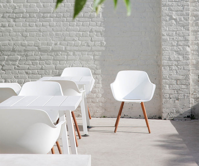 High end Captain's Chair Wood by Extremis Casa Design