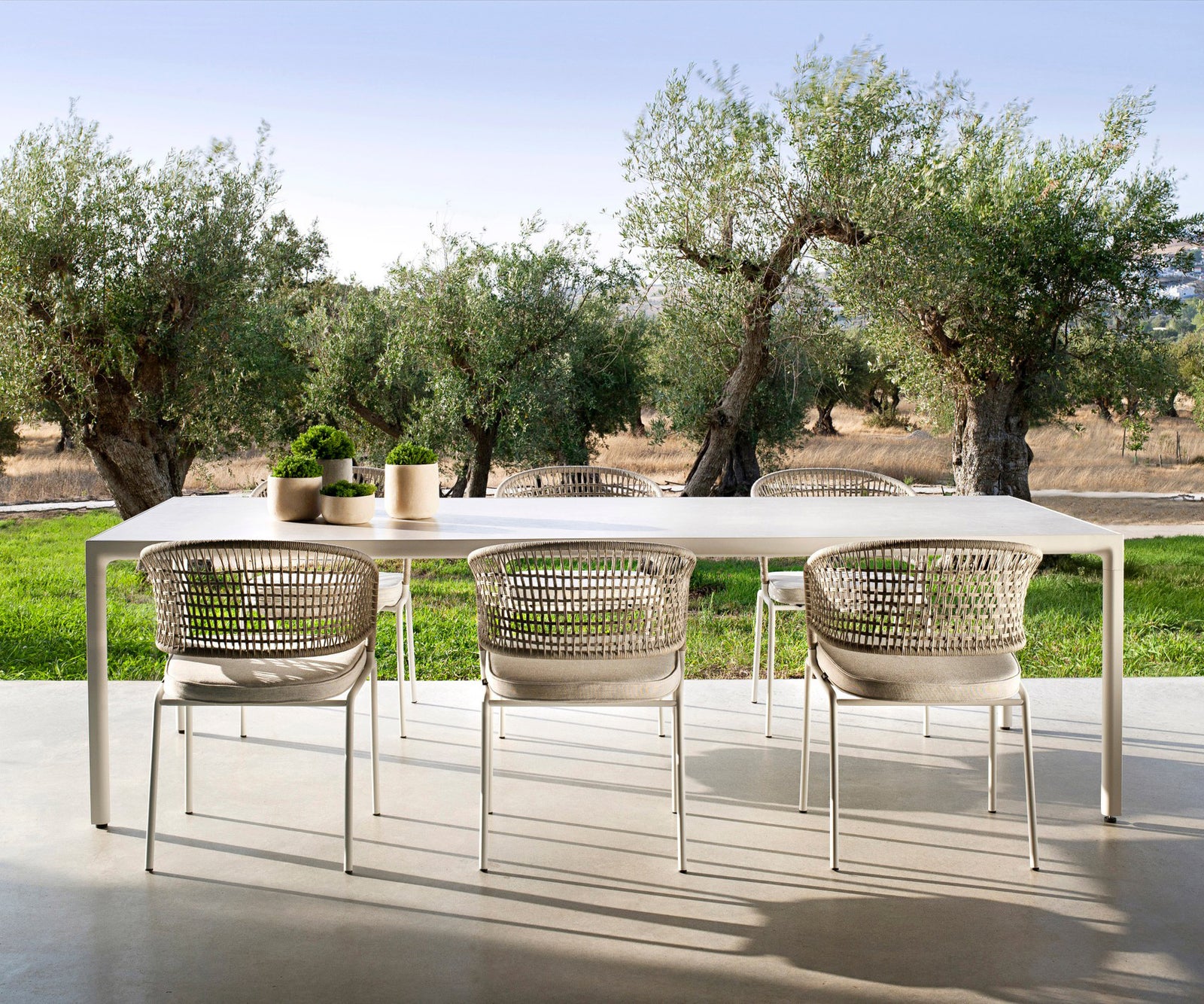 Illum Alu Bar Table | Tribù