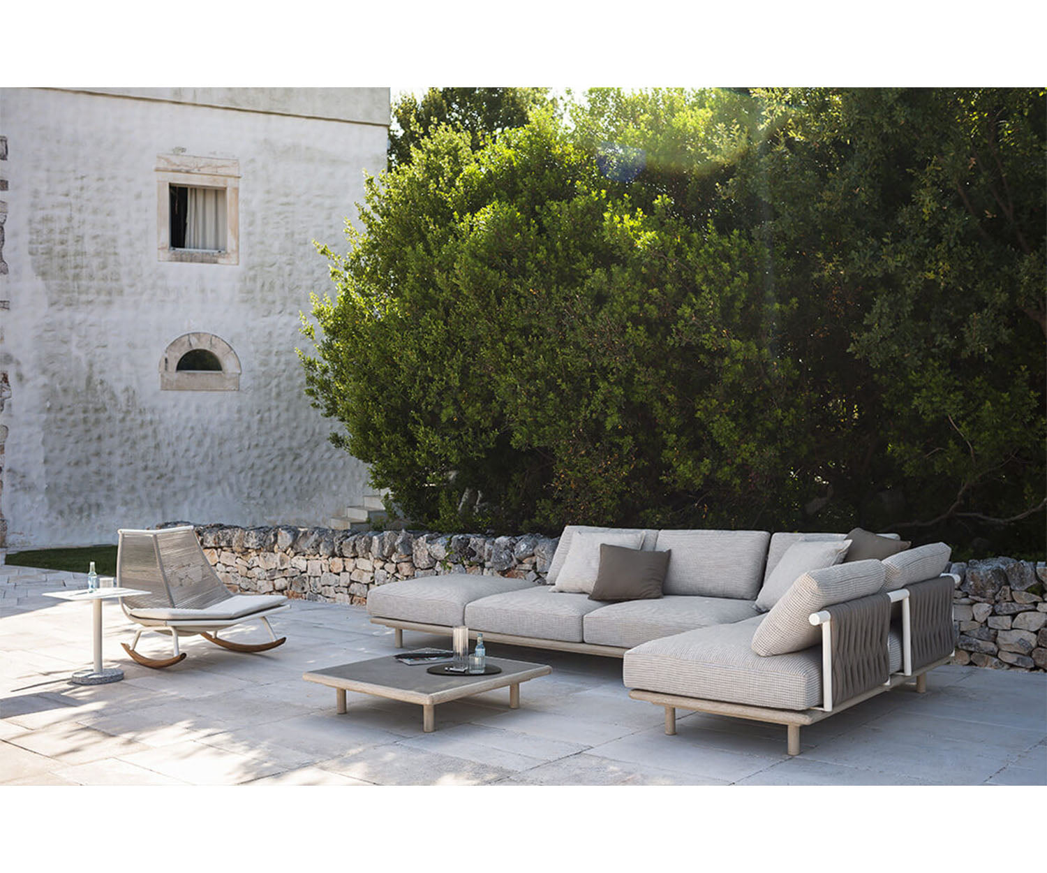 Eden 3seater sofa - padded belts back Roda