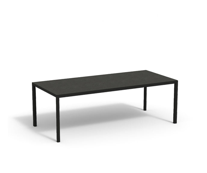 High end Plein Air Dining Tables by Roda Casa Design