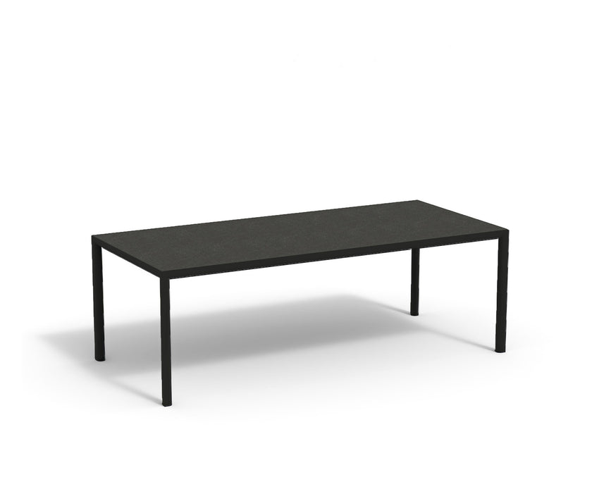High end Plein Air Dining Tables by Roda Casa Design
