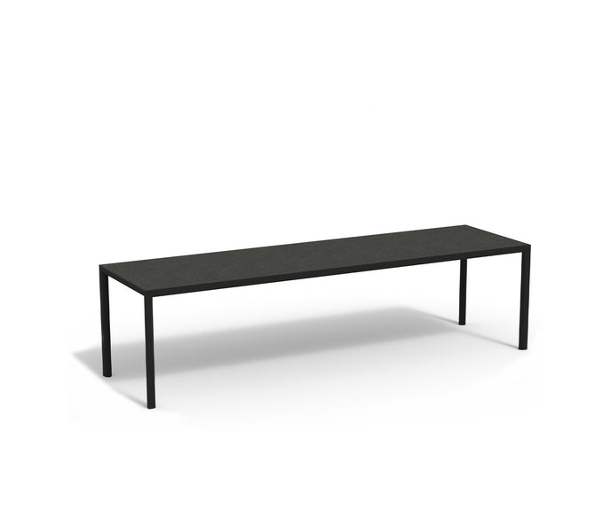High end Plein Air Dining Tables by Roda Casa Design