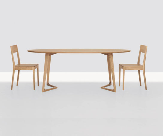Twist Oval Dining Table Zeitraum