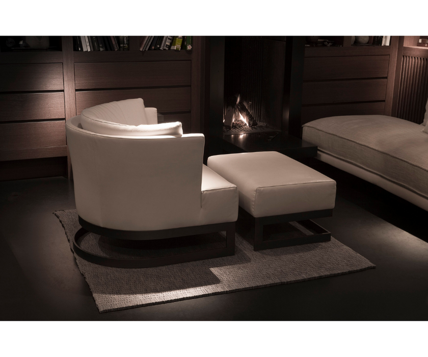 Cervino Armchair Linteloo St. John Street Armchair