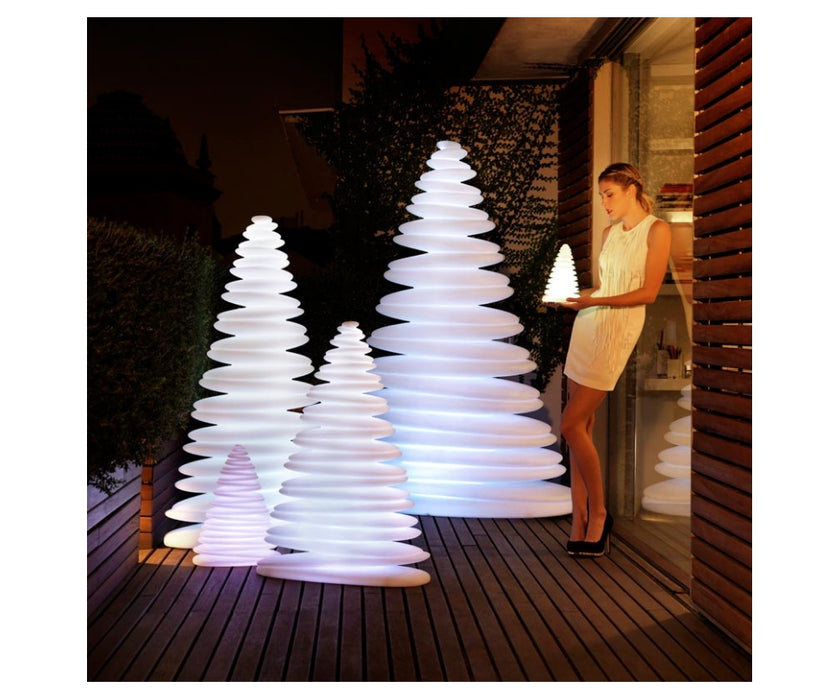 High end Chrismy Lights by Vondom Casa Design