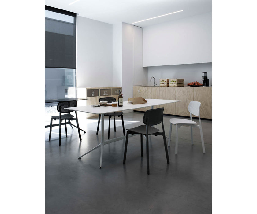 High end Elephant Bar Table by Kristalia Casa Design