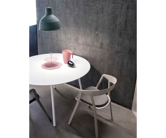High end BCN Dining Table by Kristalia Casa Design